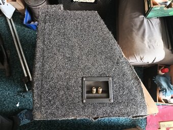 Prodám subwoofer Helix 12 - 3