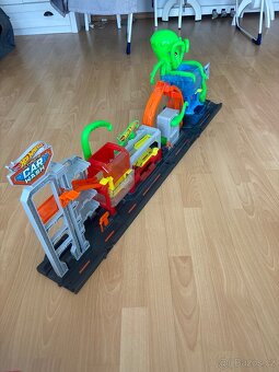 Autodráha Hot Wheels chobotnice - 3