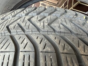 zimní Pirelli 195/60 R16 89H - 3