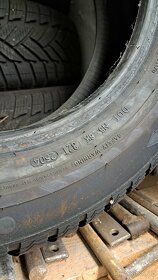 Prodám celoroční pneu Dunlop m+s 185/65 R15 - 3