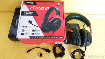 HyperX Cloud III Herni Sluchatka - 3