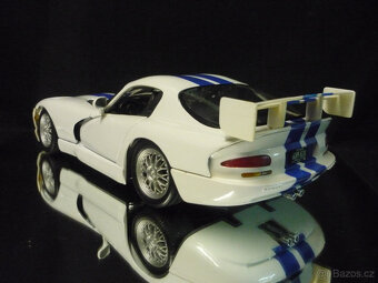Dodge Viper GTS-R Maisto 1/18 - 3