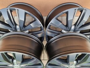 20″ 5×120 VW AMAROK / MULTIVAN originál disky “TALCA” - 3