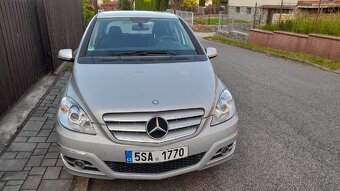 Mercedes B 180 - 3