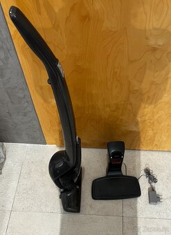 Vysavač Electrolux Ergorapido EER73IGM - 3