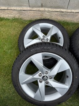 Zimní alu kola Škoda Scala, 5x100 r17 - 3