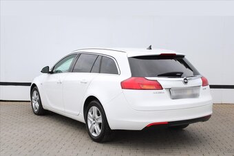 Opel Insignia 2.0 CDTI 118kW AUTOMAT (2010) - 3