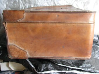 starý kufr - 3