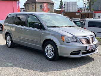 Lancia Voyager 2.8 CRD AUTOMAT 7 MÍST KŮŽE - 3
