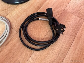 LCD monitor ASUS – perfektní stav, včetně kabelů - 3