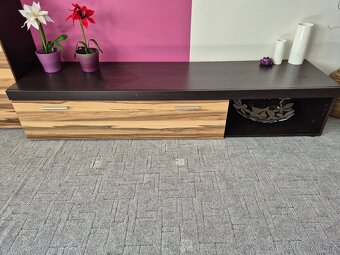 Starší nábytek - 3