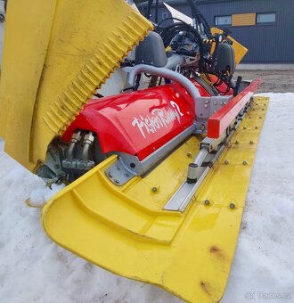 PB 400 park, rolba, ratrak - 3