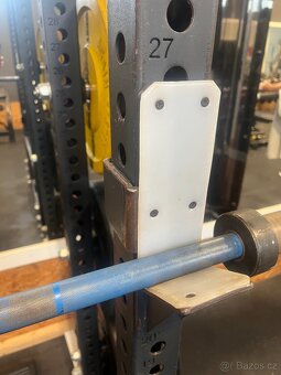 Power Rack ZIVA dřepovací klec - 3