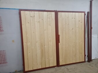 Garážová vrata do š 250cm a v 206cm doprava v ceně - 3