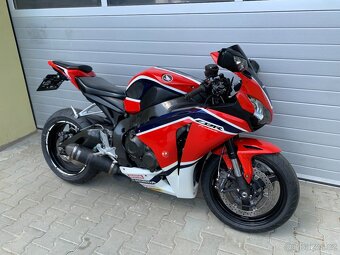 Honda CBR 1000 RR Fireblade - 3