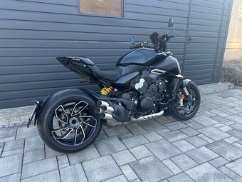 Ducati Diavel V4 - 3