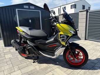 Aprilia SR 125 GT SPORT ABS - 3