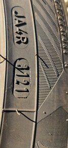 215/50 R18 - 3