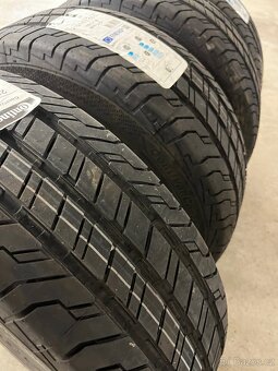 215/70 r15C - 3