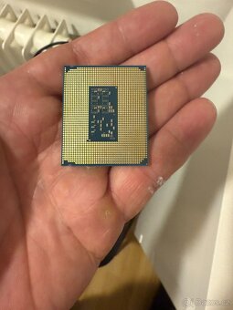 Intel Core Ultra 5 245K - 3