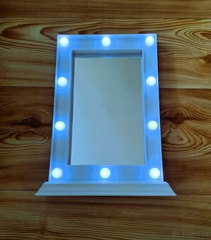 Zrcadlo s LED osvětlením - 3