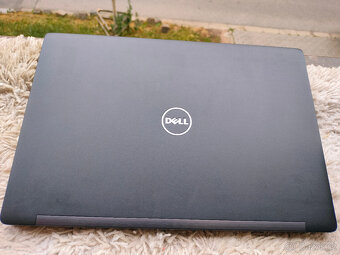 Prémiový Notebook Dell Latitude - i5-8350U, UHD620, 16GB RAM - 3
