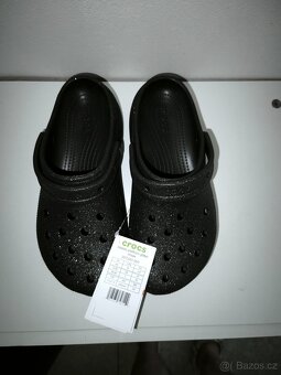 8 párů boty CROCS + JibBitz - 3