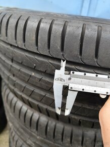 Pirelli scorpion 225/55r18 - 3