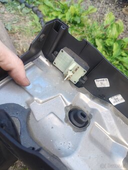 A6 C5 elektrický sloupek řízení + plasty - 3