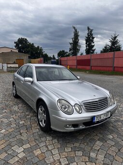 Mercedes Benz E270 CDI 130 KW - 3