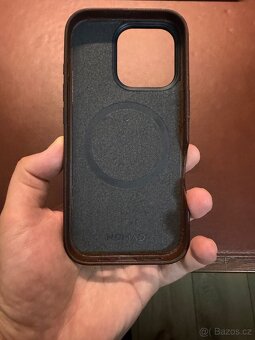 Kožený kryt Nomad Traditional Leather pro iPhone 16 Pro - 3