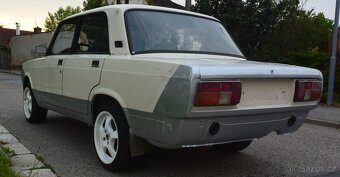 LADA 2105 HOBBY - 3