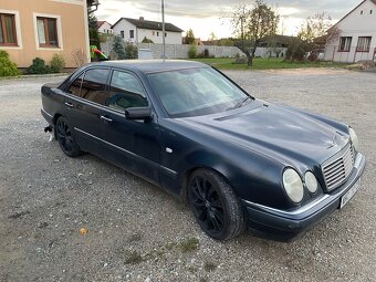 Mercedes Benz W210 E290 - 3