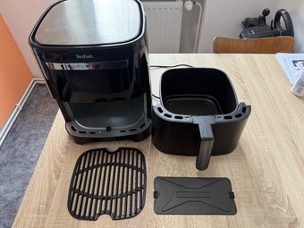 Horkovzdušná fritéza Tefal - 3