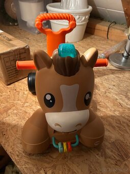 Odrážedlo kůň Fisher Price - 3