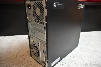Stolní počítač hp - 3