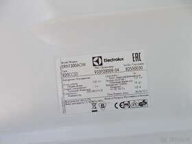 Lednička vestavná Electrolux ERN1300AOW - 3
