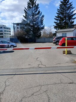 Venkovní parkovací místo k pronájmu - 3