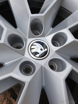 Stratos 5x112 215/55/17 letní Superb 3 - 3