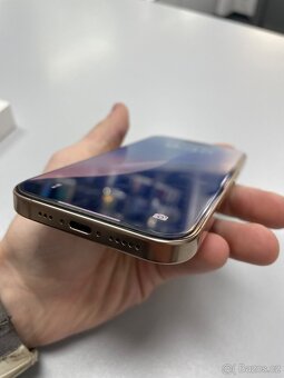 Apple iPhone 16 Pro 128GB - 3