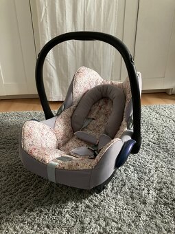 Maxi-Cosi základna Isofix + vajíčko + autosedačka - 3