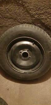 Prodám sadu celoročních pneu na Peugeot 206 - 3