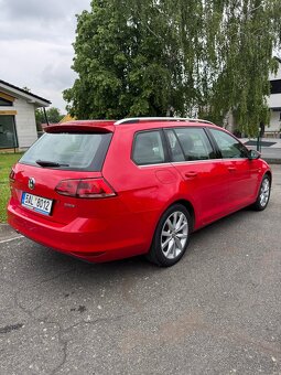 VW Golf 1.6 TDI DSG Highline Variant - 3