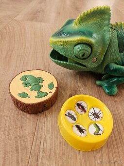 MAC TOYS chameleon - 3