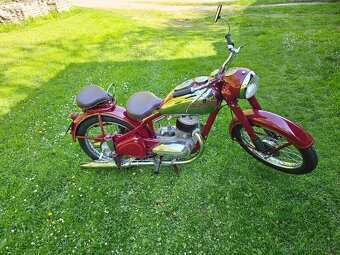 Jawa Pérák 250 r.v.1949 - 3