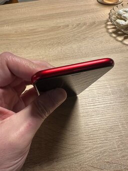 Prodám iPhone XR 64 GB red edice - 3