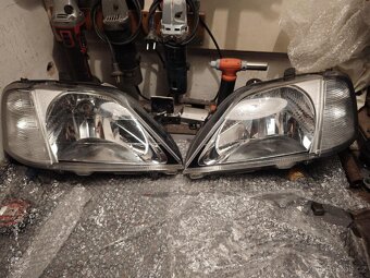 Dacia Logan I světlomety - 3