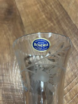 křišt´álová váza - 3