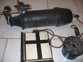 Starý přístroj pro  dělání fotografií - 3