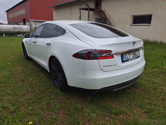 Tesla Model S 85d 2015 free charging DPH - 3